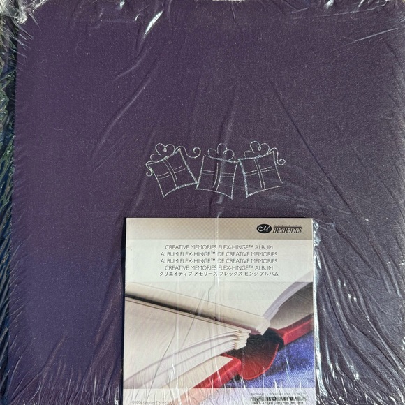 Creative Memories Other - 12x12 Creative Memories Purple Holiday Coverset